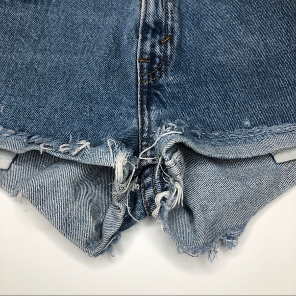 Vintage 505 Levi’s Cutoff Jean Shorts Sz 9 - Picture 6 of 14